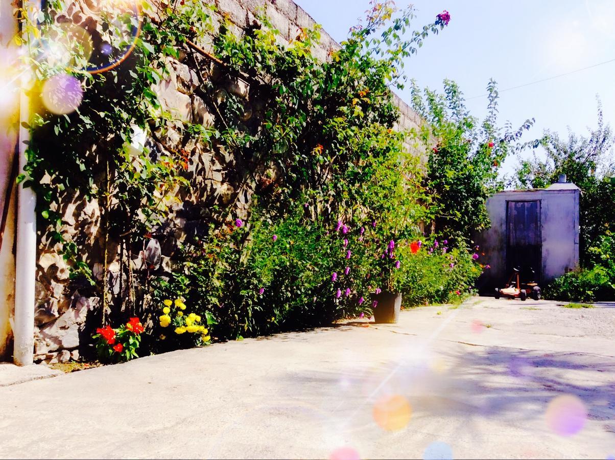 House On Ashiq Cuma Street 8 Bed & Breakfast Şǝki Екстериор снимка
